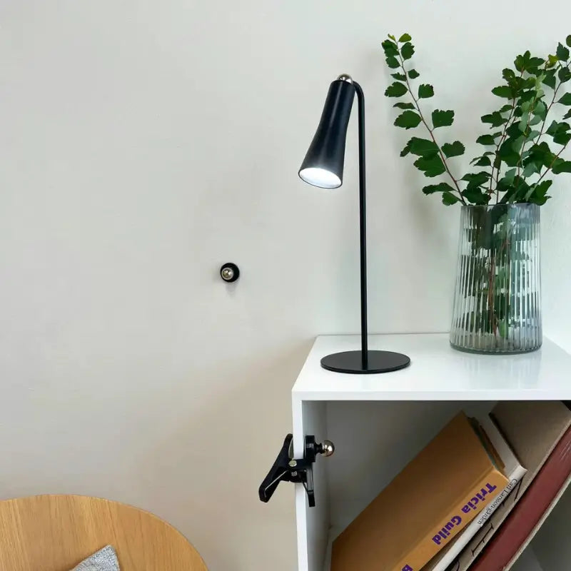 Luminária de Mesa 4 em 1 Led Ajustável 360°