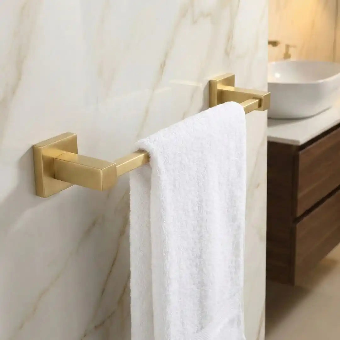 Porta Toalha de Rosto Quadritt Dourado Escovado