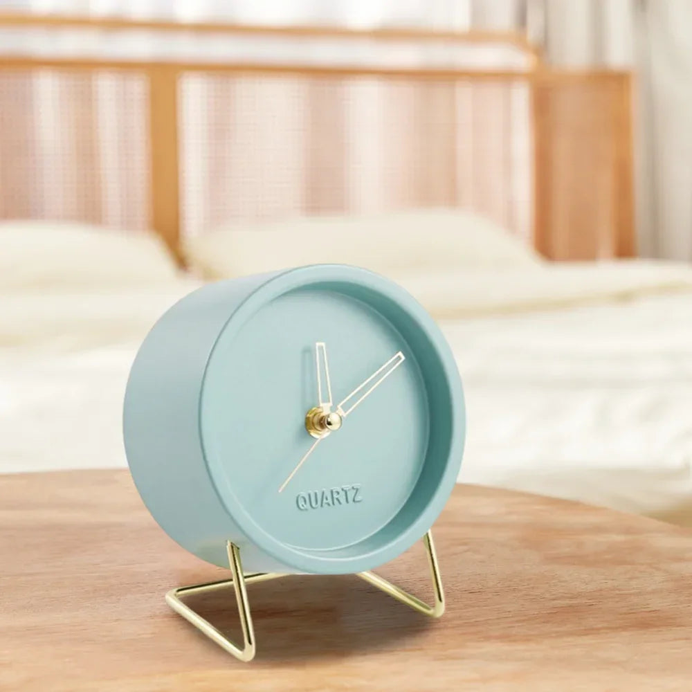 Relógio de Mesa Metálico Estilo Nórdico para Escritório e Quarto Lavielle