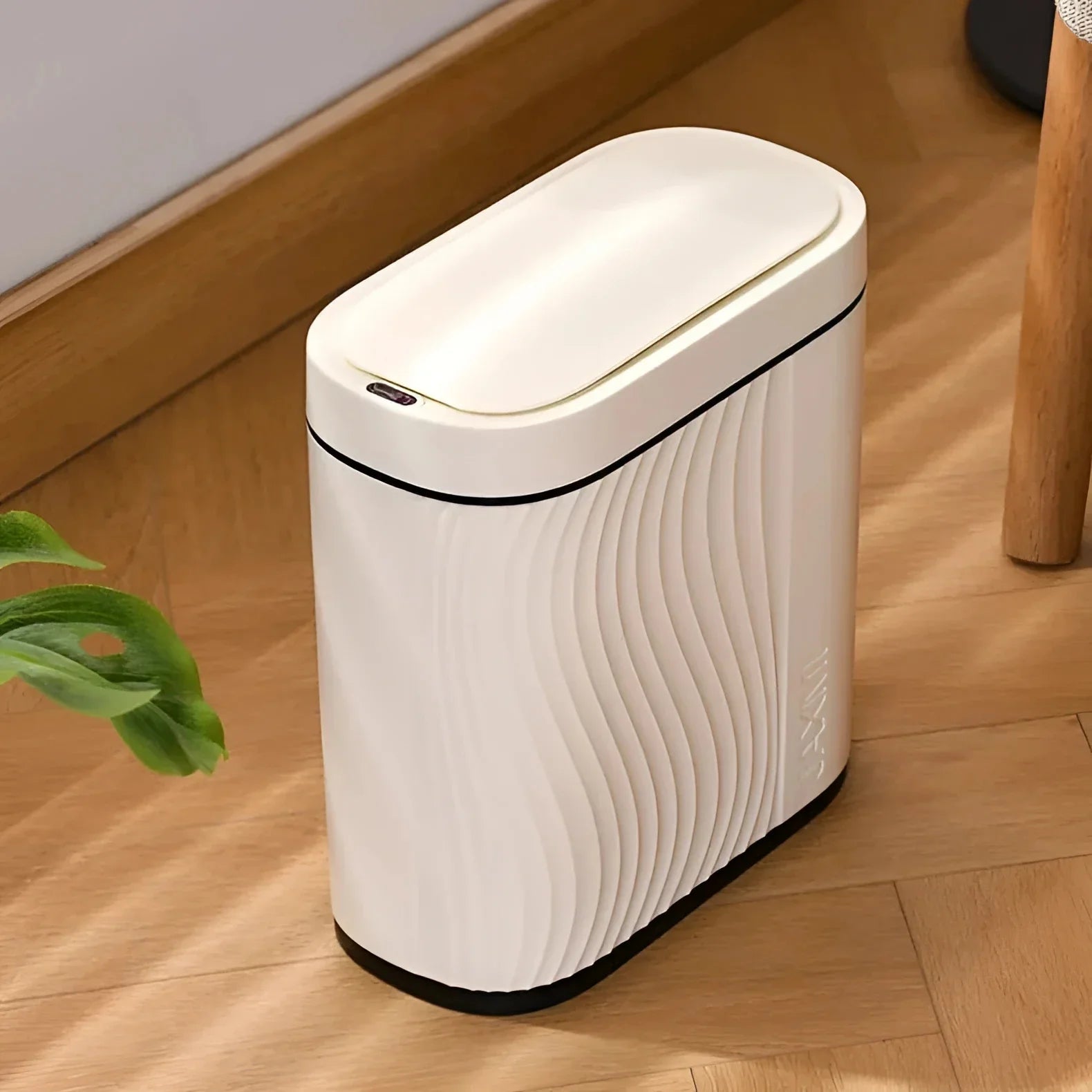 Lixeira Inteligente com Sensor de Movimento e Tampa Automática Lavielle