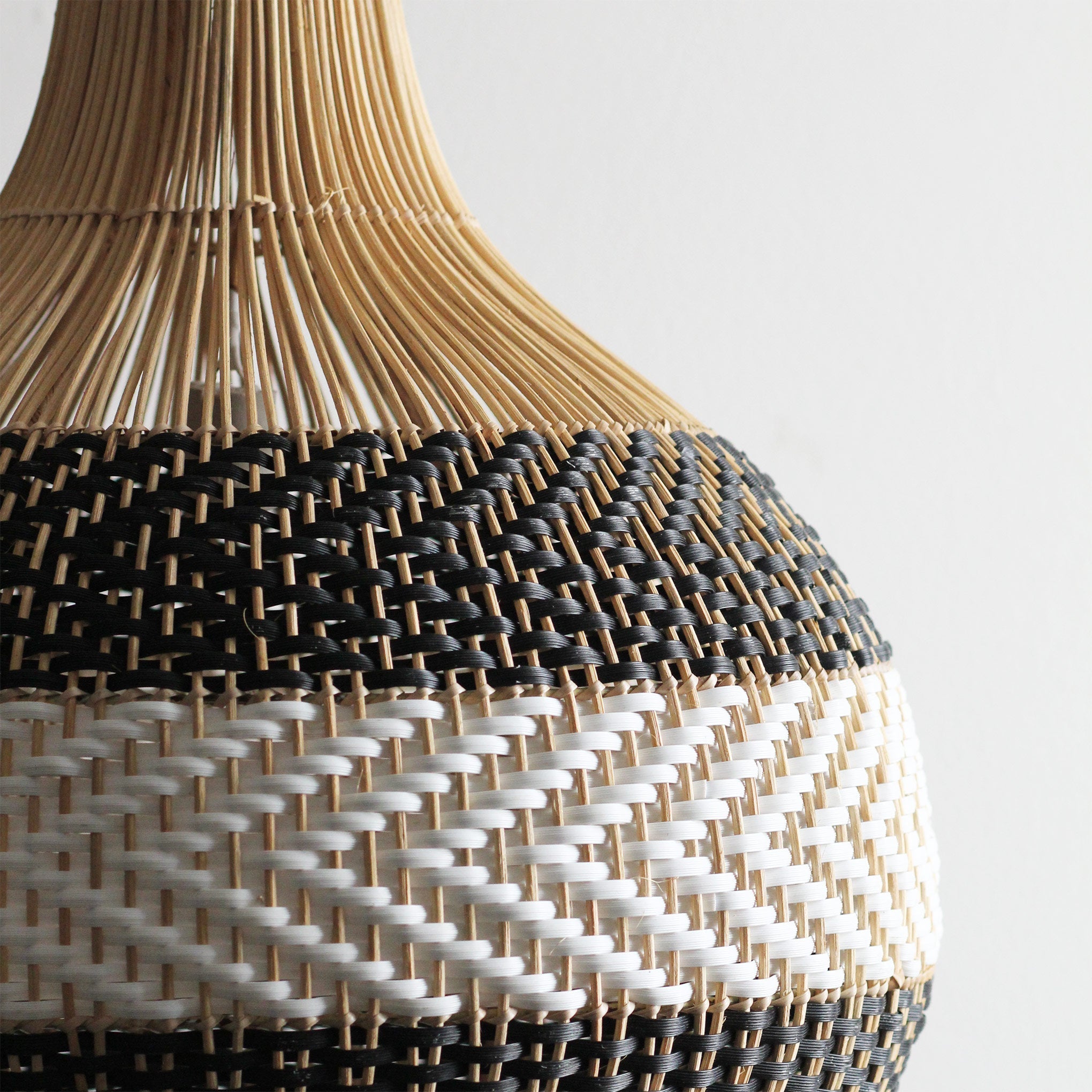 Luminária Pendente Rattan